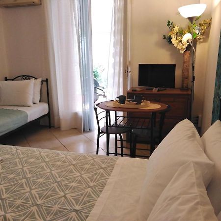 La Casa Di Maria Apartment Athena Bagian luar foto