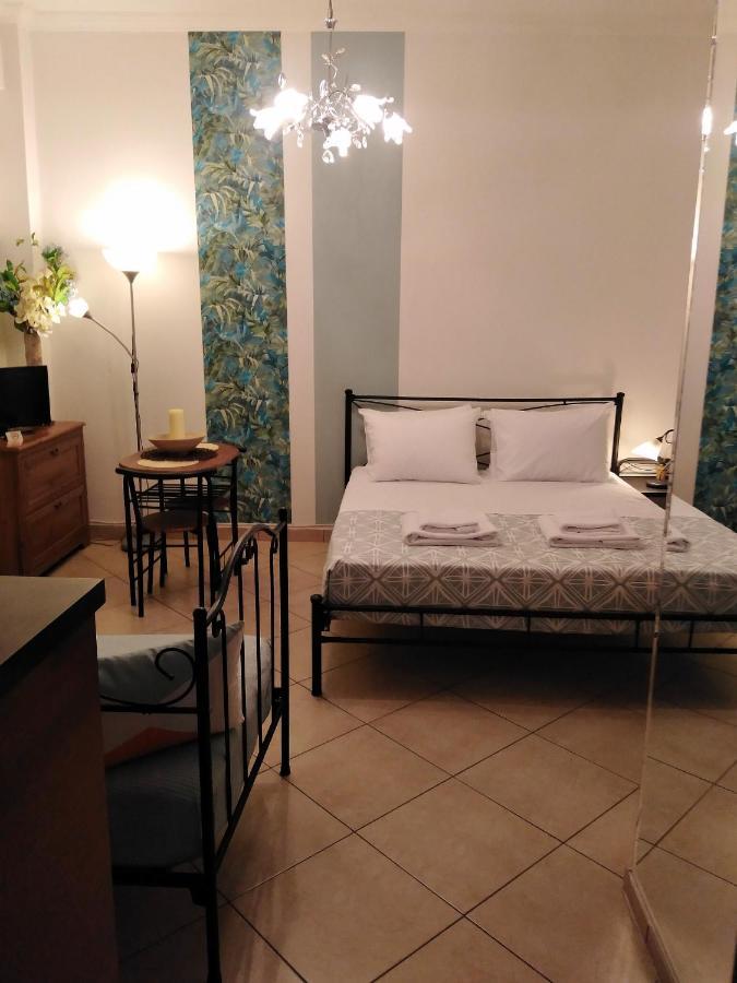 La Casa Di Maria Apartment Athena Bagian luar foto